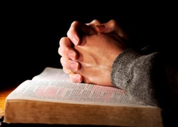 praying-hands-bible